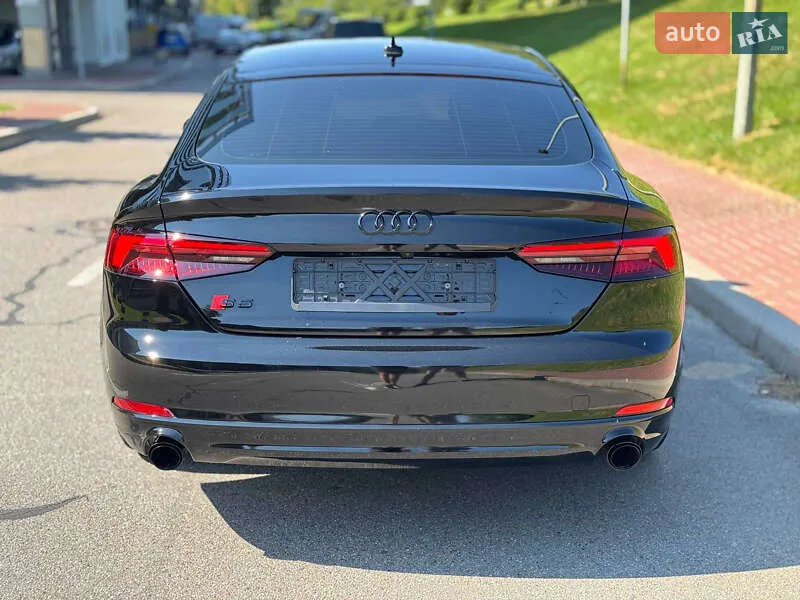 Audi A5 - фото 13