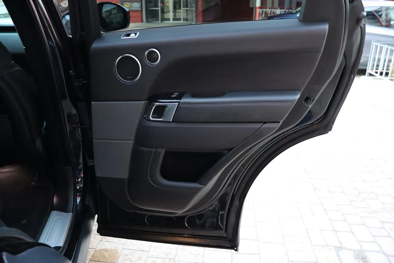 Land Rover Range Rover Sport - фото 47