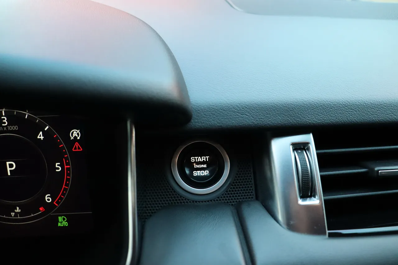 Land Rover Range Rover Sport - фото 26