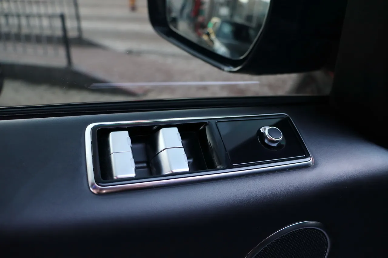 Land Rover Range Rover Sport - фото 14