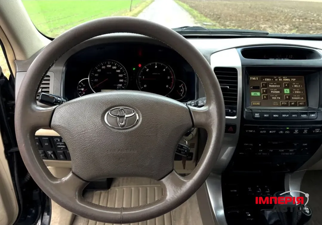 Toyota Land Cruiser Prado - фото 6