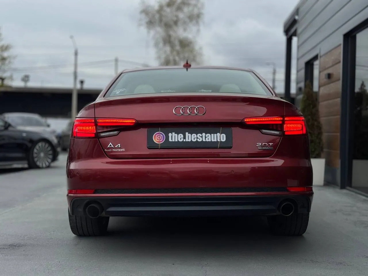 Audi A4 - фото 29
