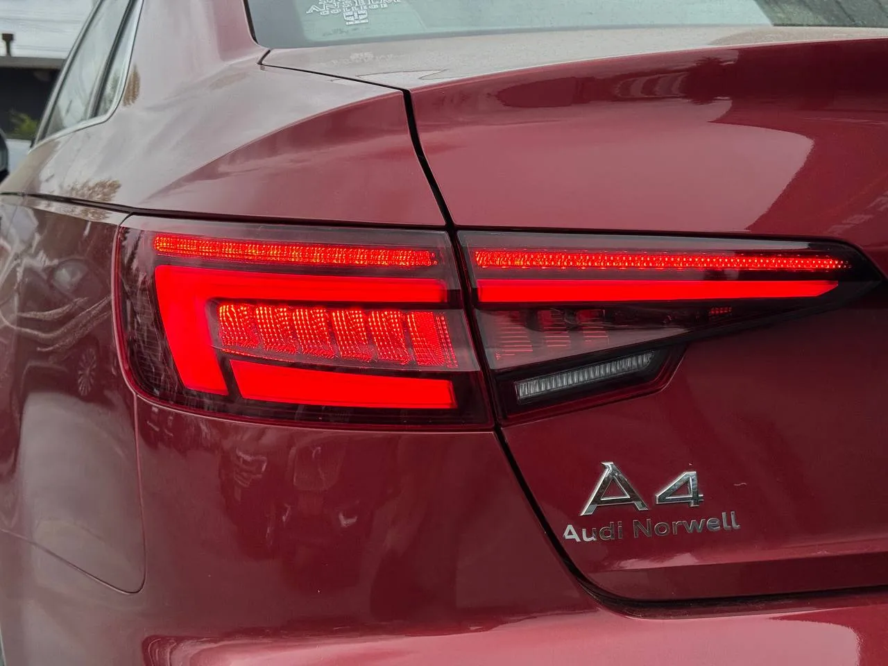 Audi A4 - фото 14
