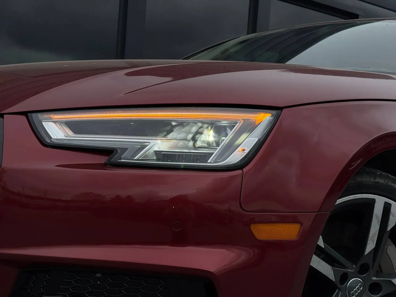 Audi A4 - фото 6