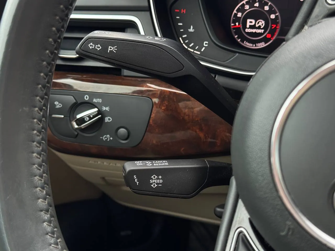 Audi A4 - фото 53