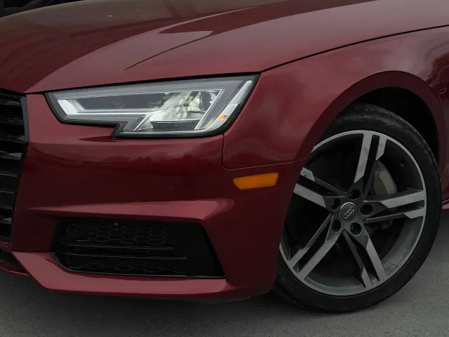 Audi A4 - фото 4