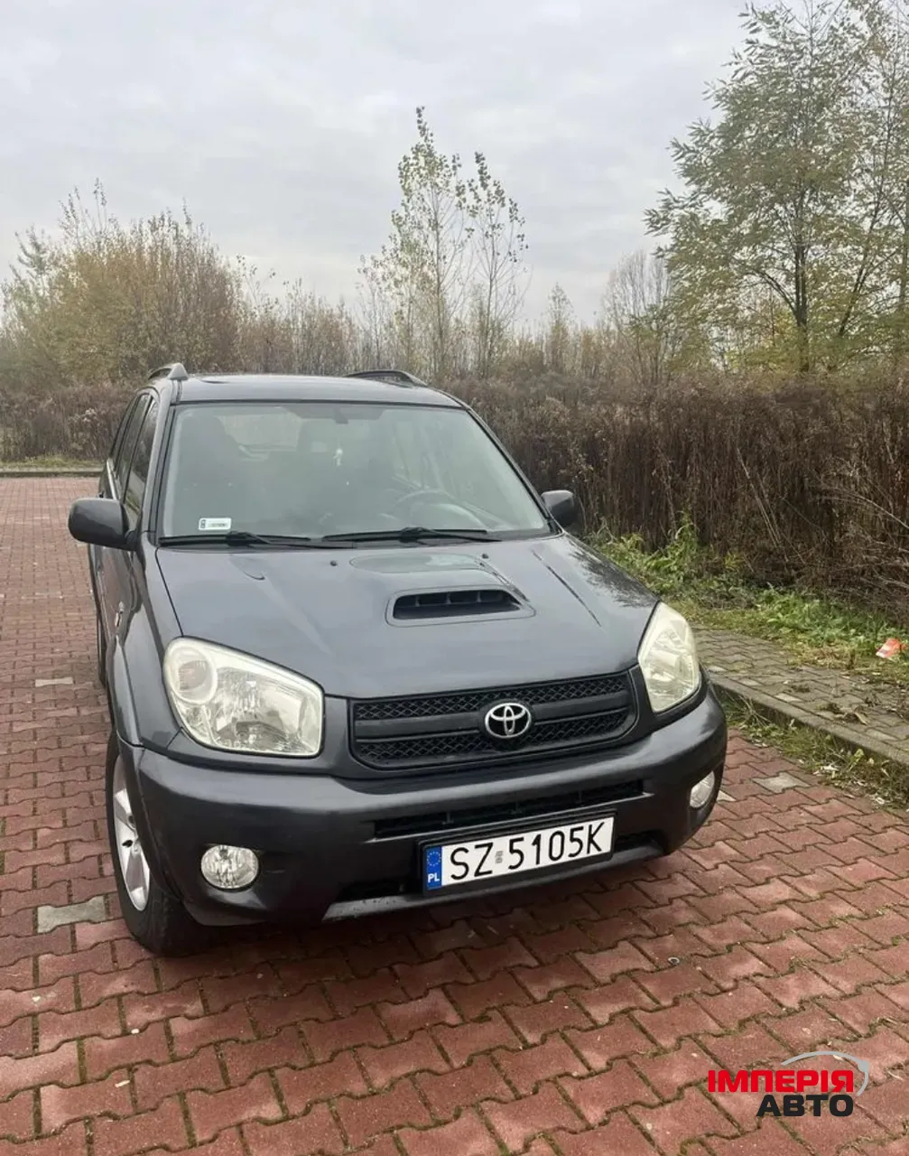 Toyota RAV4 - фото 2