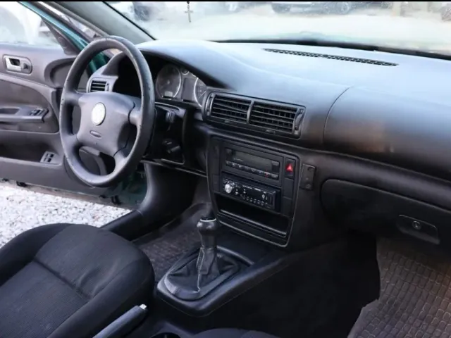 Volkswagen Passat - фото 5