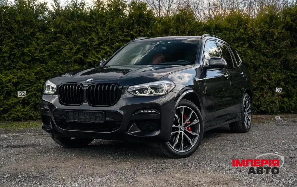BMW X3 - фото 1