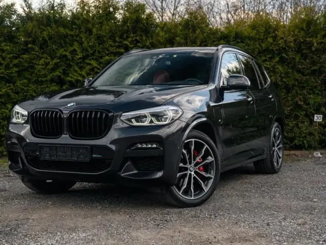 BMW X3 - фото 1