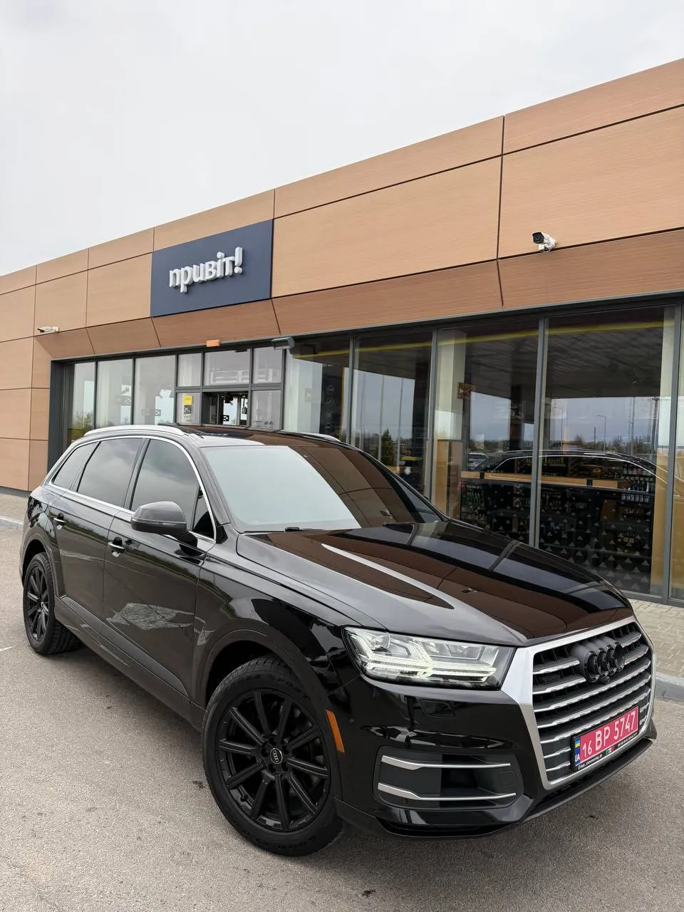 Audi Q7 - фото 2