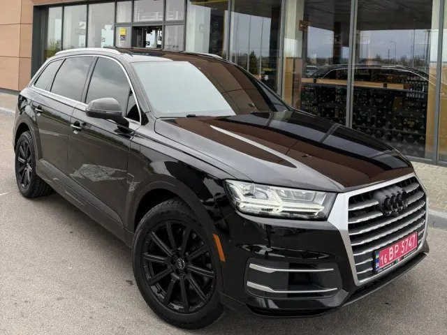 Audi Q7 - фото 2