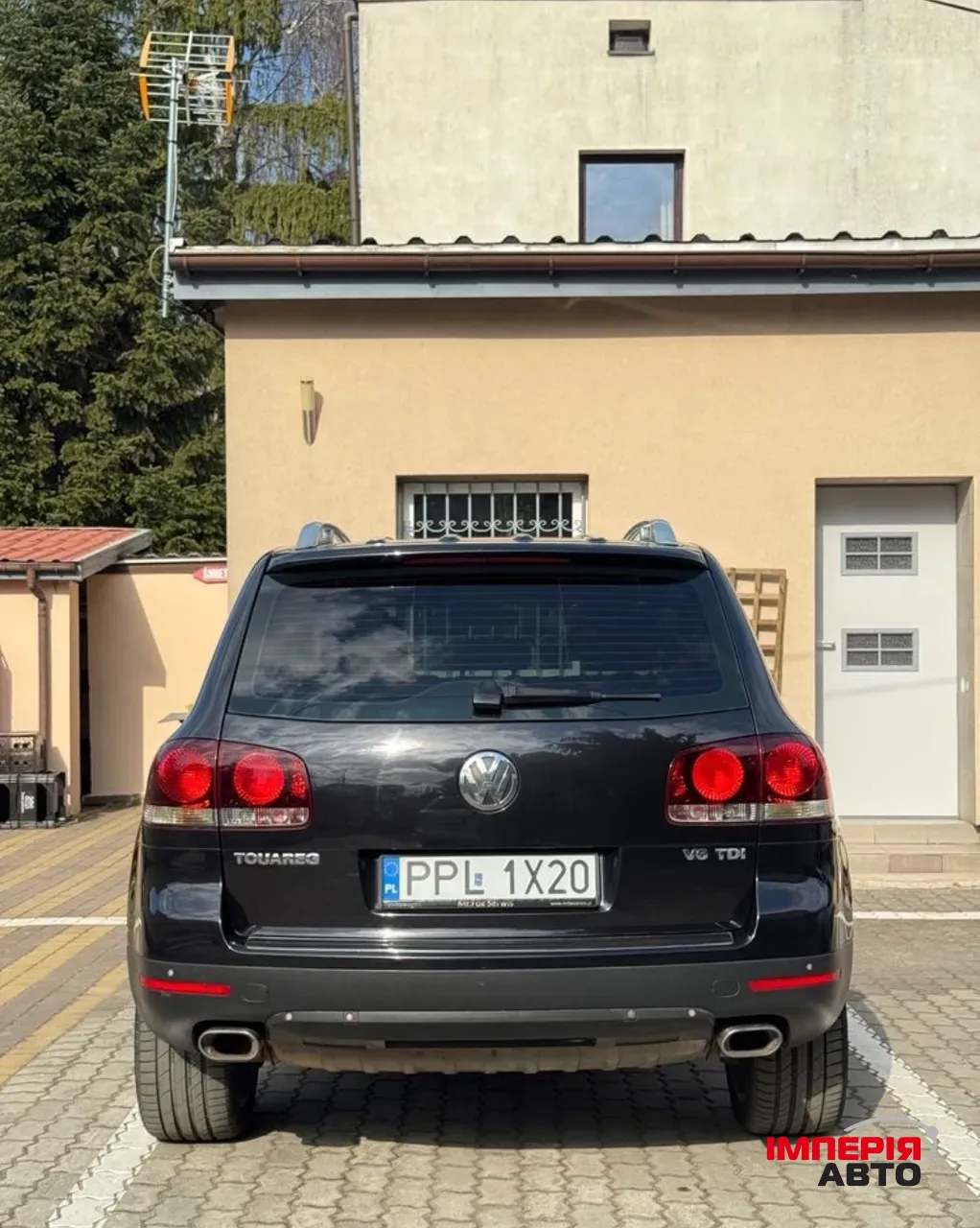 Volkswagen Touareg - фото 8