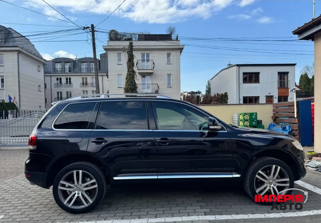 Volkswagen Touareg - фото 5