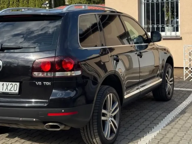 Volkswagen Touareg - фото 3