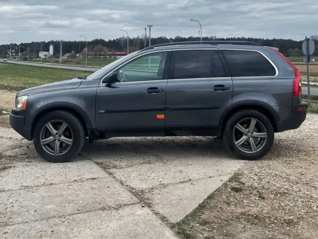 Volvo XC90 - фото 5
