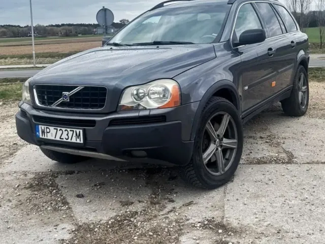 Volvo XC90 - фото 1