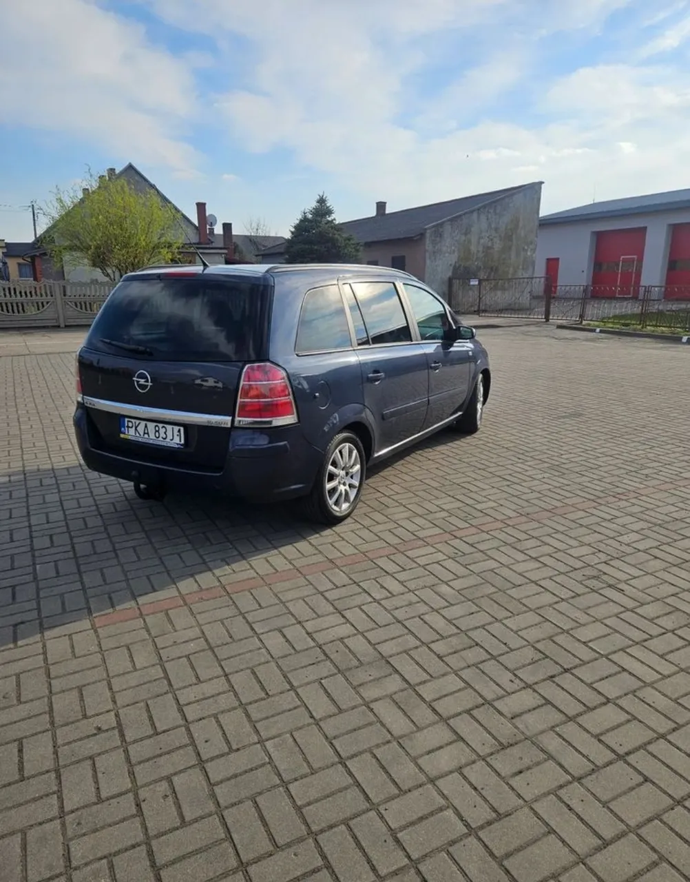 Opel Zafira - фото 3