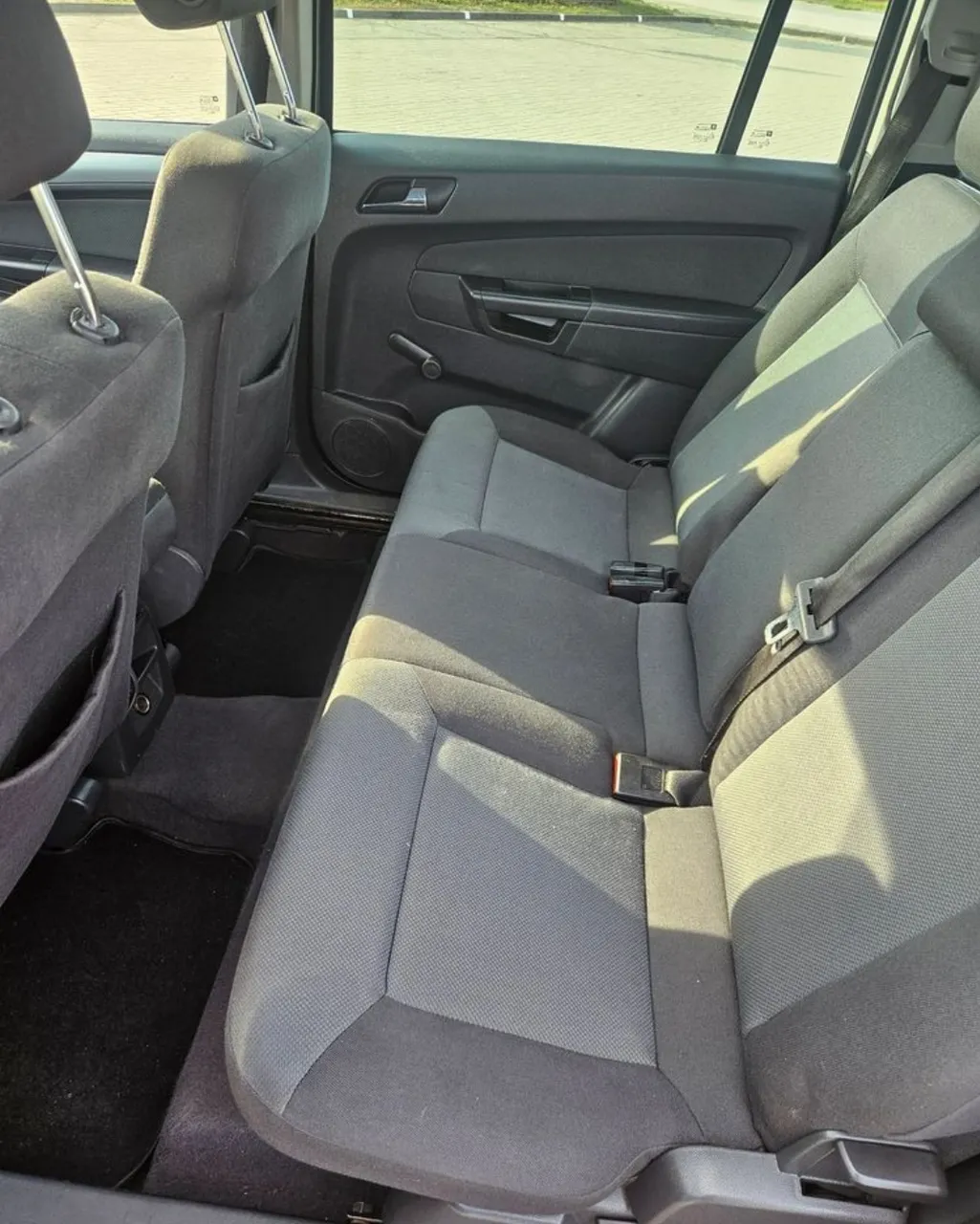 Opel Zafira - фото 10