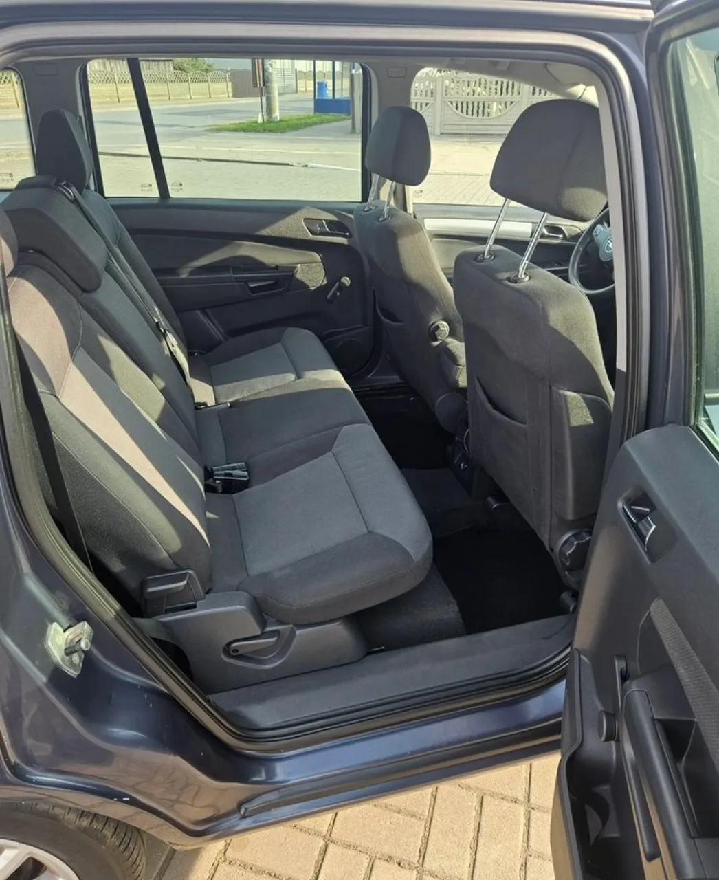 Opel Zafira - фото 7