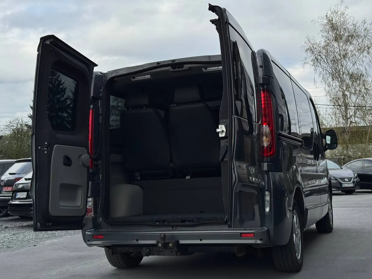 Opel Vivaro - фото 41