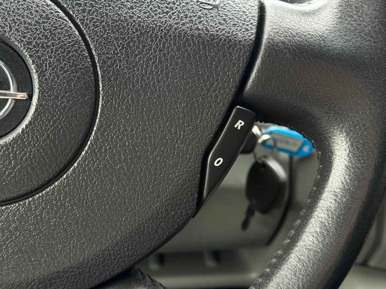 Opel Vivaro - фото 23