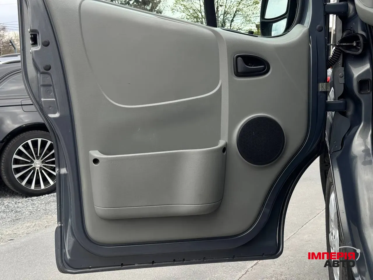Opel Vivaro - фото 10