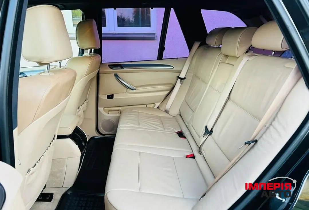 BMW X5 - фото 10