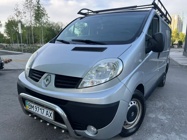 Renault Trafic - фото 2
