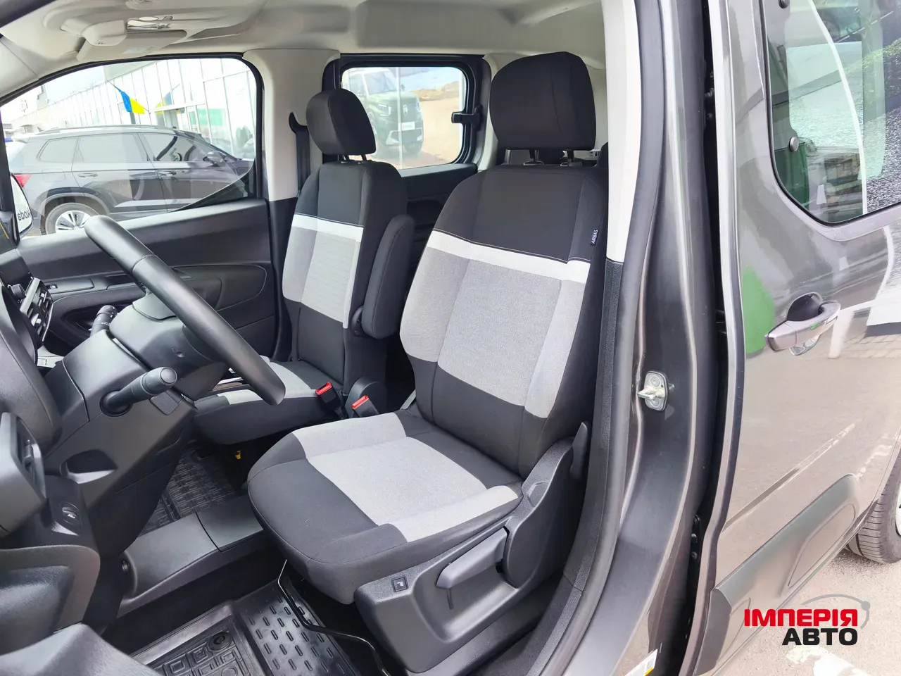 Citroen Berlingo - фото 12