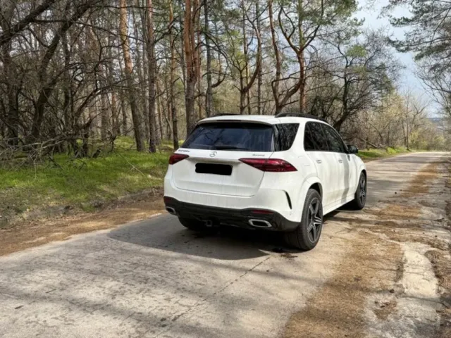 Mercedes-Benz GLE - фото 5