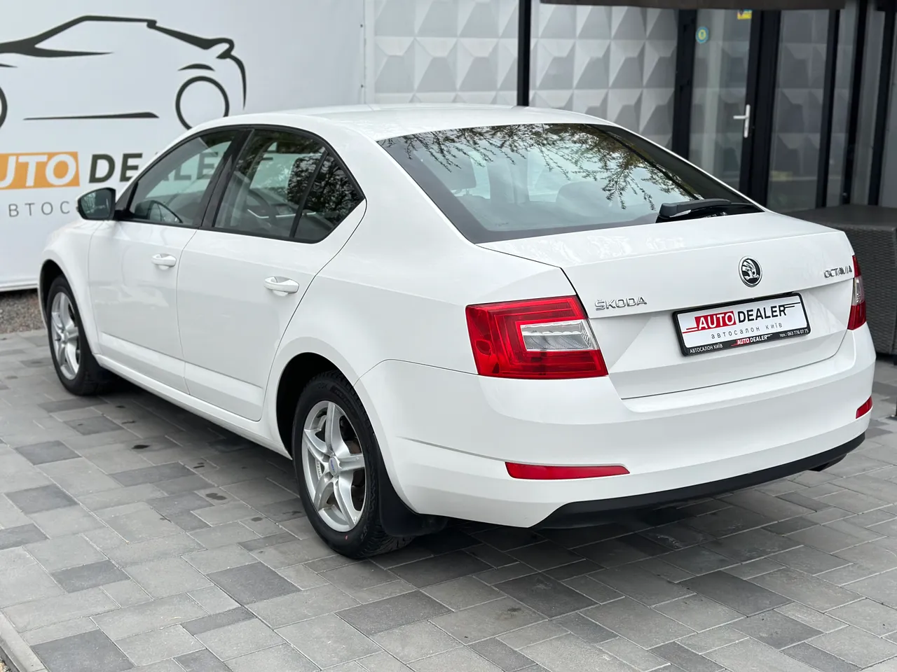 Skoda Octavia - фото 7