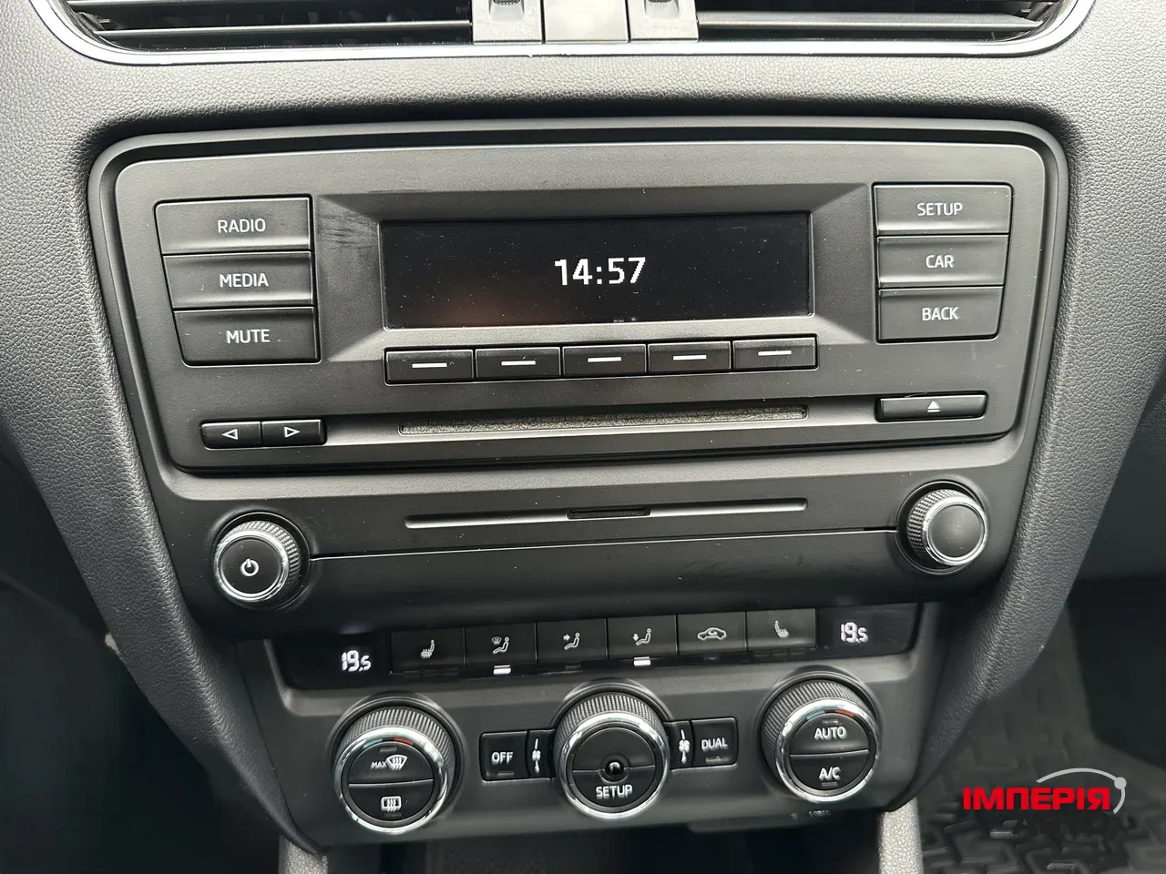 Skoda Octavia - фото 24