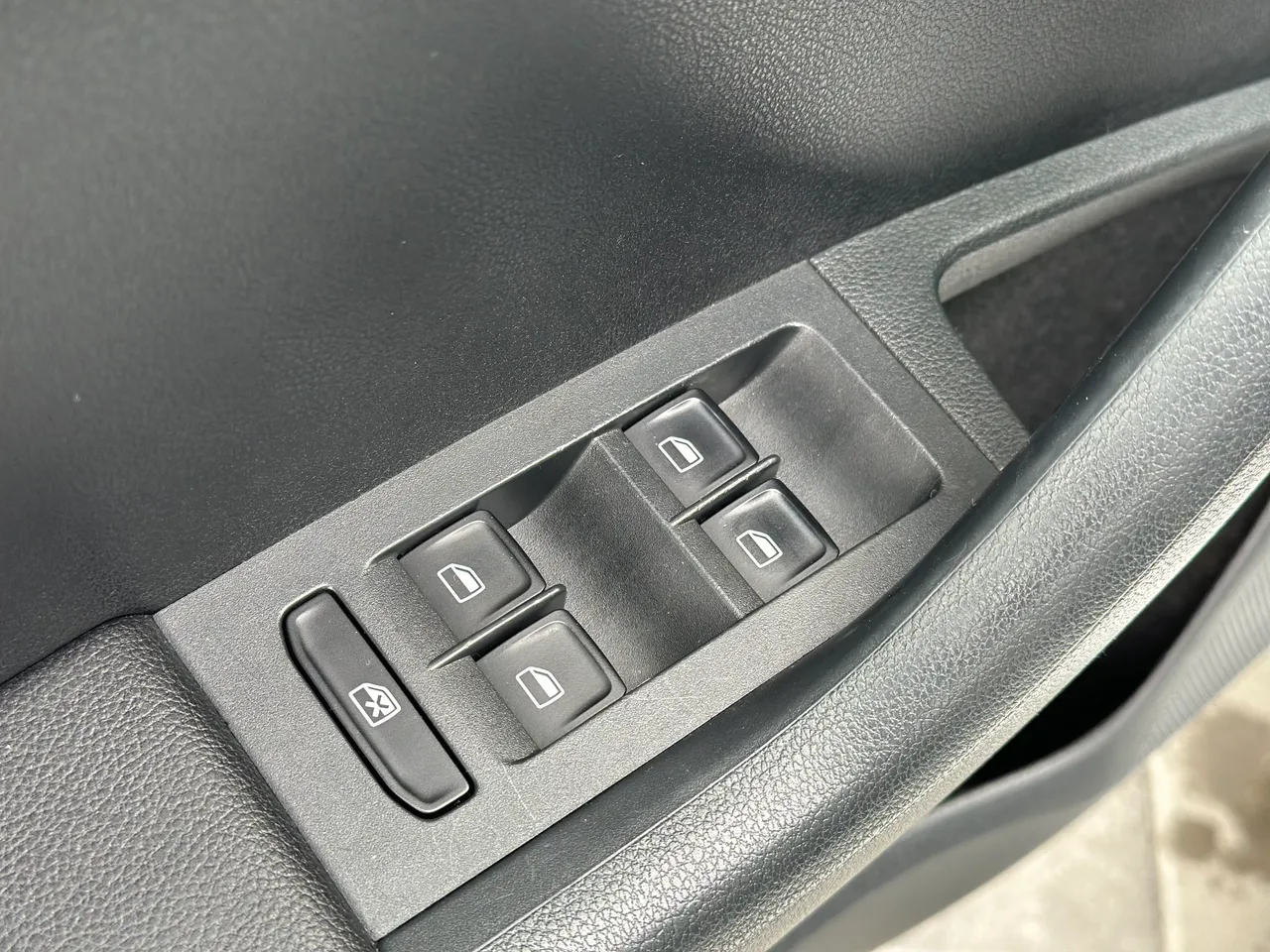 Skoda Octavia - фото 15