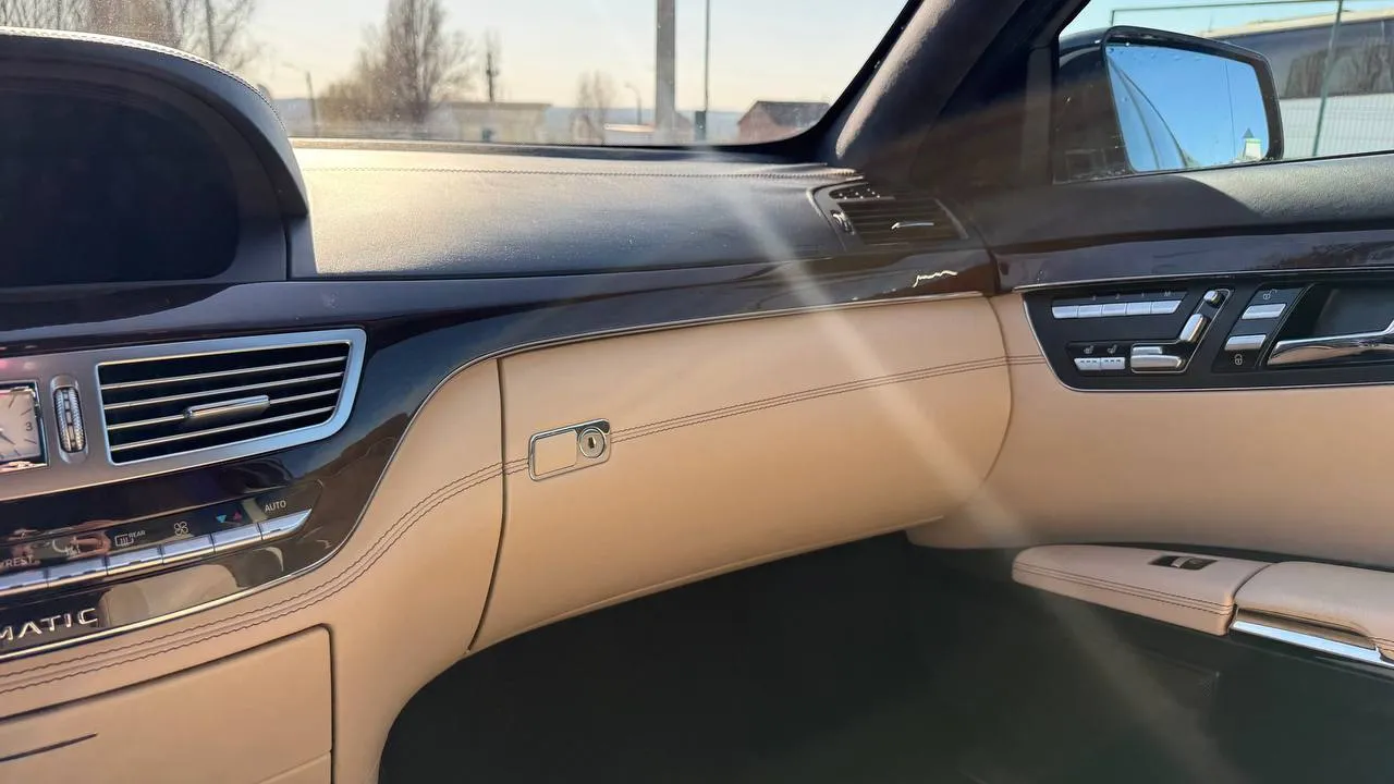 Mercedes-Benz S-Класс - фото 19