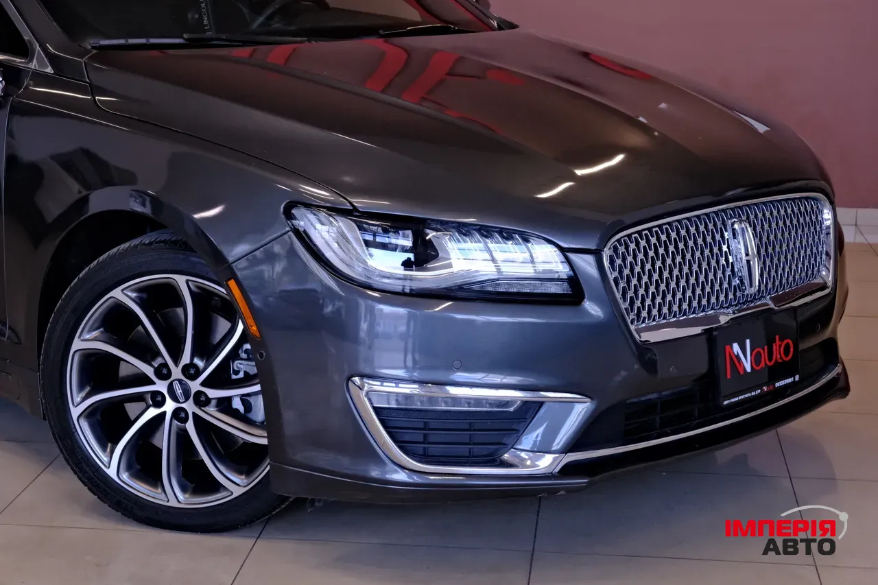 Lincoln MKZ - фото 3