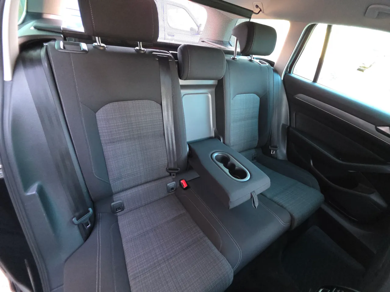 Volkswagen Passat - фото 47