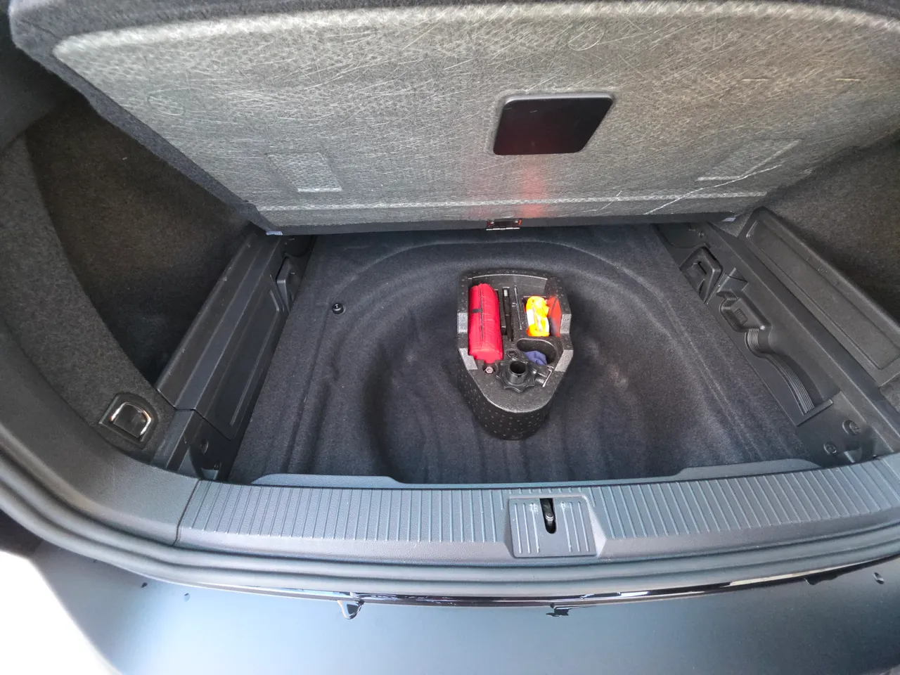 Volkswagen Passat - фото 32