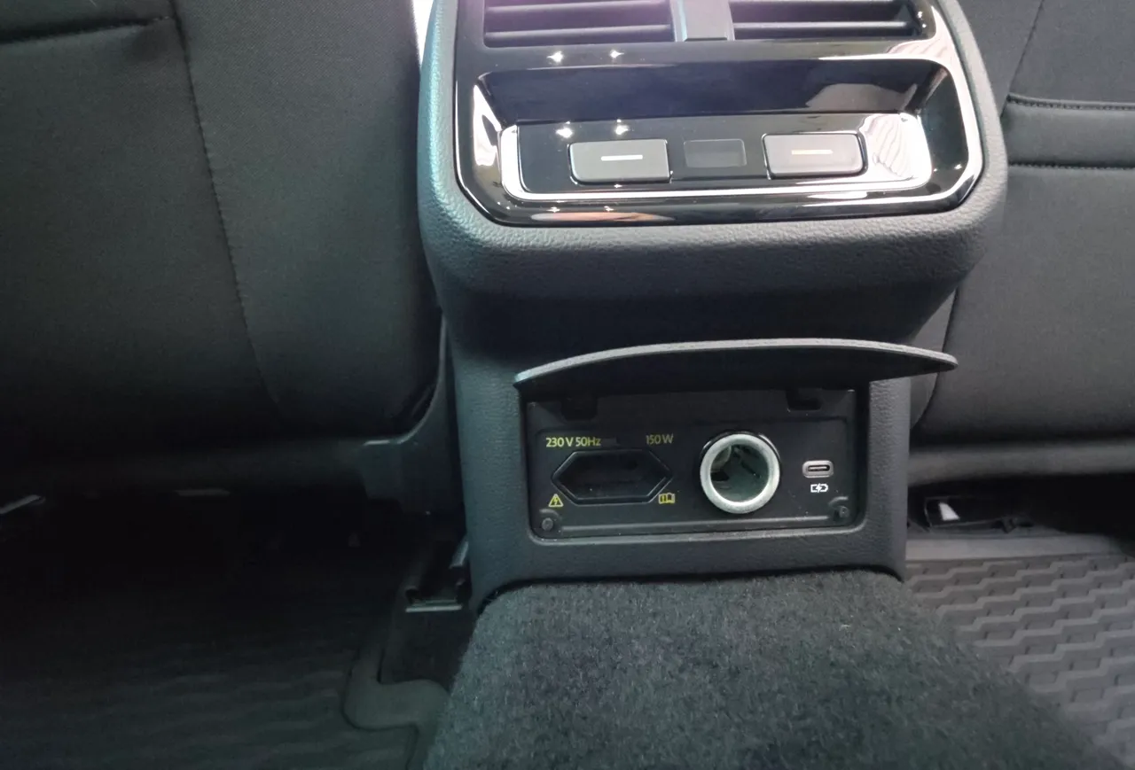 Volkswagen Passat - фото 48