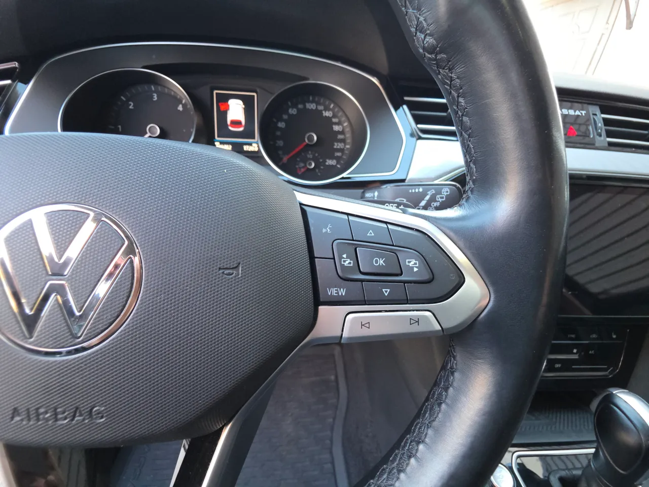 Volkswagen Passat - фото 43