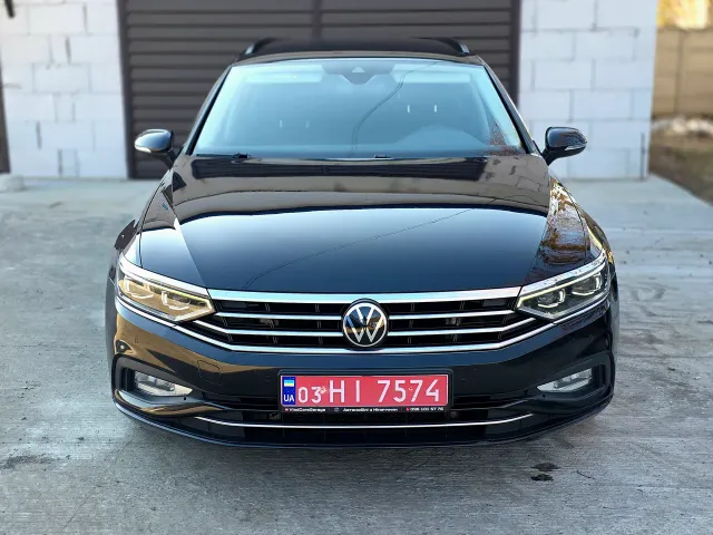 Volkswagen Passat - фото 4