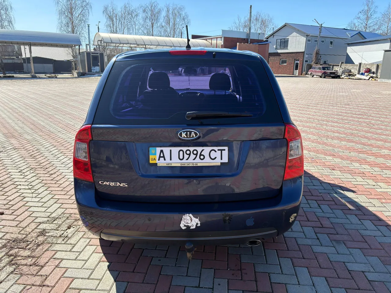 Kia Carens - фото 5