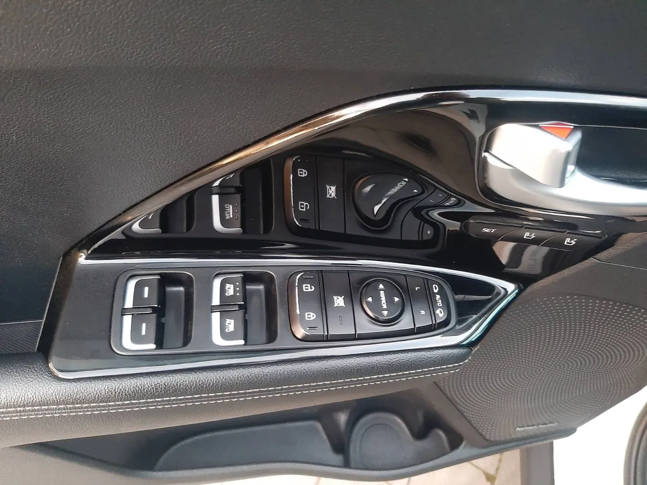 Kia Niro - фото 19