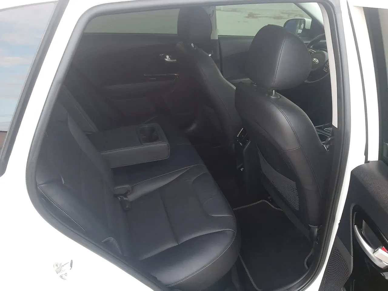 Kia Niro - фото 31