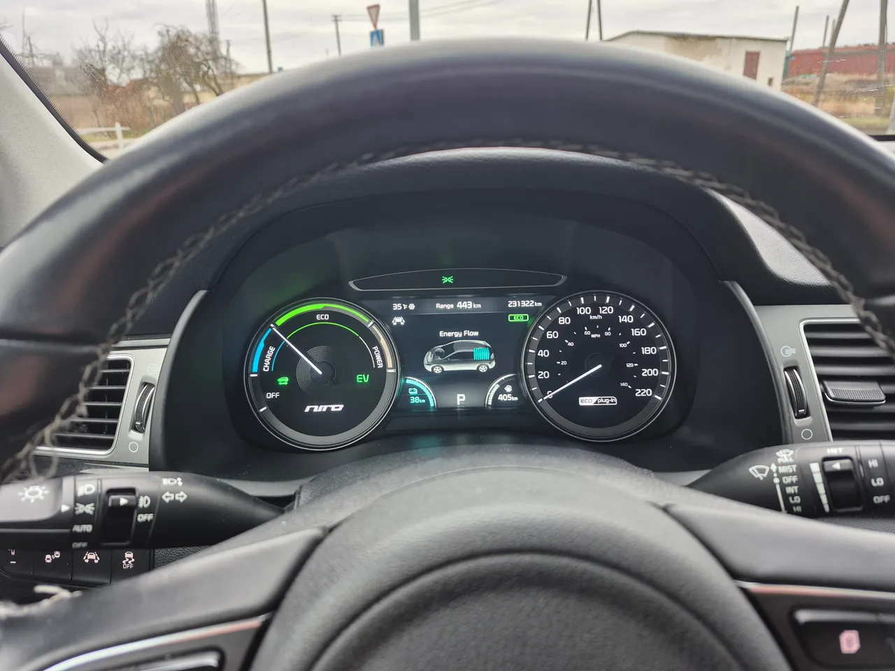 Kia Niro - фото 28
