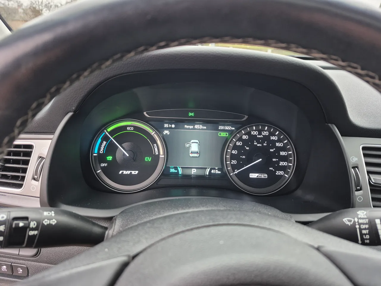 Kia Niro - фото 12