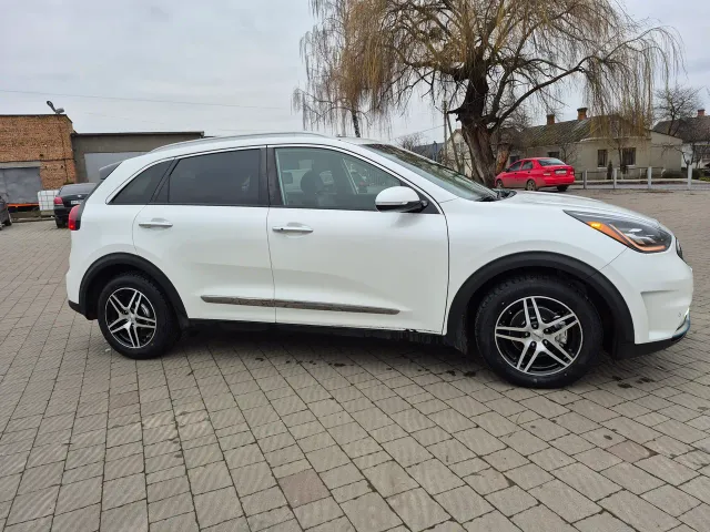 Kia Niro - фото 5