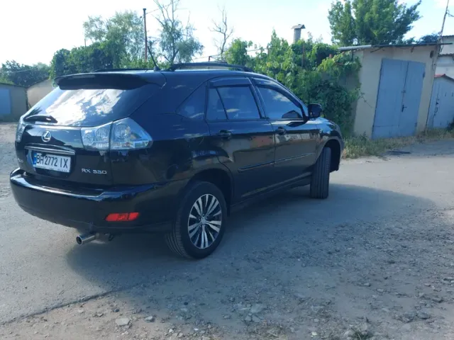 Lexus RX - фото 3