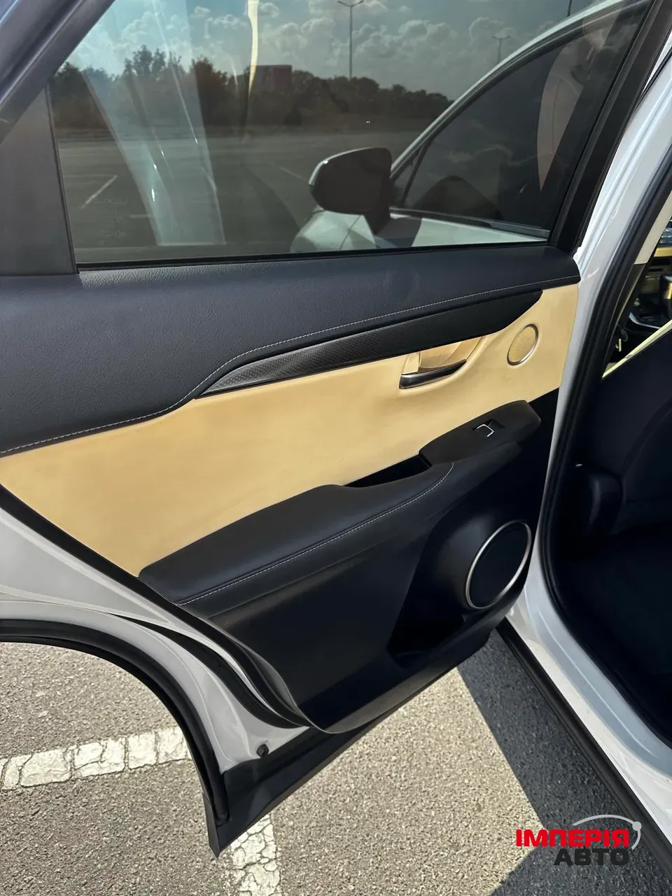 Lexus NX - фото 23