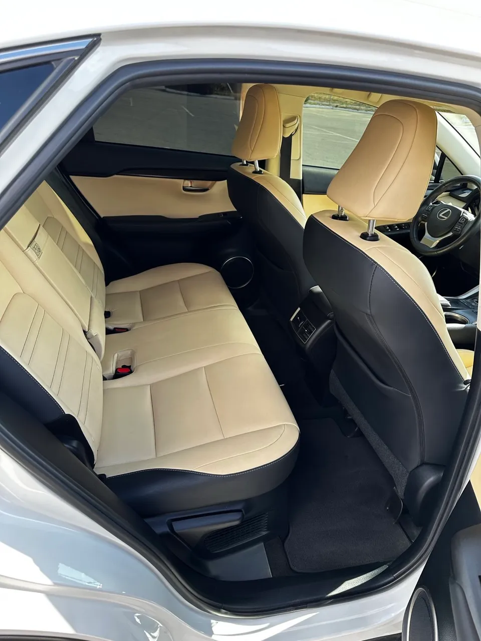 Lexus NX - фото 26